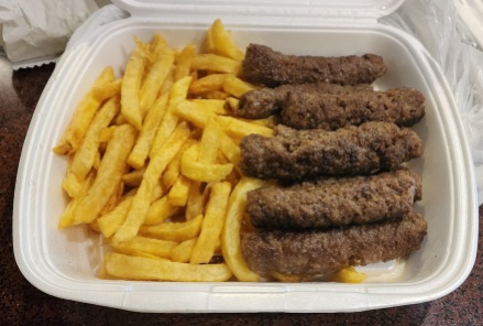 Cevapi and Chips